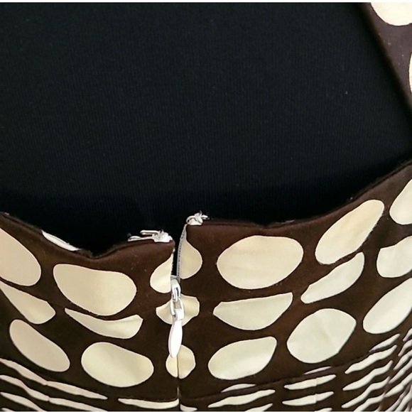 Calvin Klein Halter Dress w/Pleated Flare, Brown/Cream Polka-dots/Lines, Size 12 - Picture 7 of 9